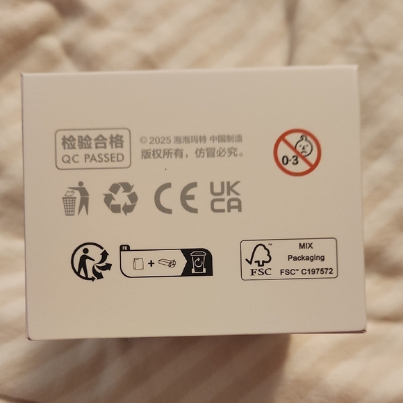 Pop Mart Big Into Energy Labubu Loyalty Unopened Blind Box - Picture 6 of 6